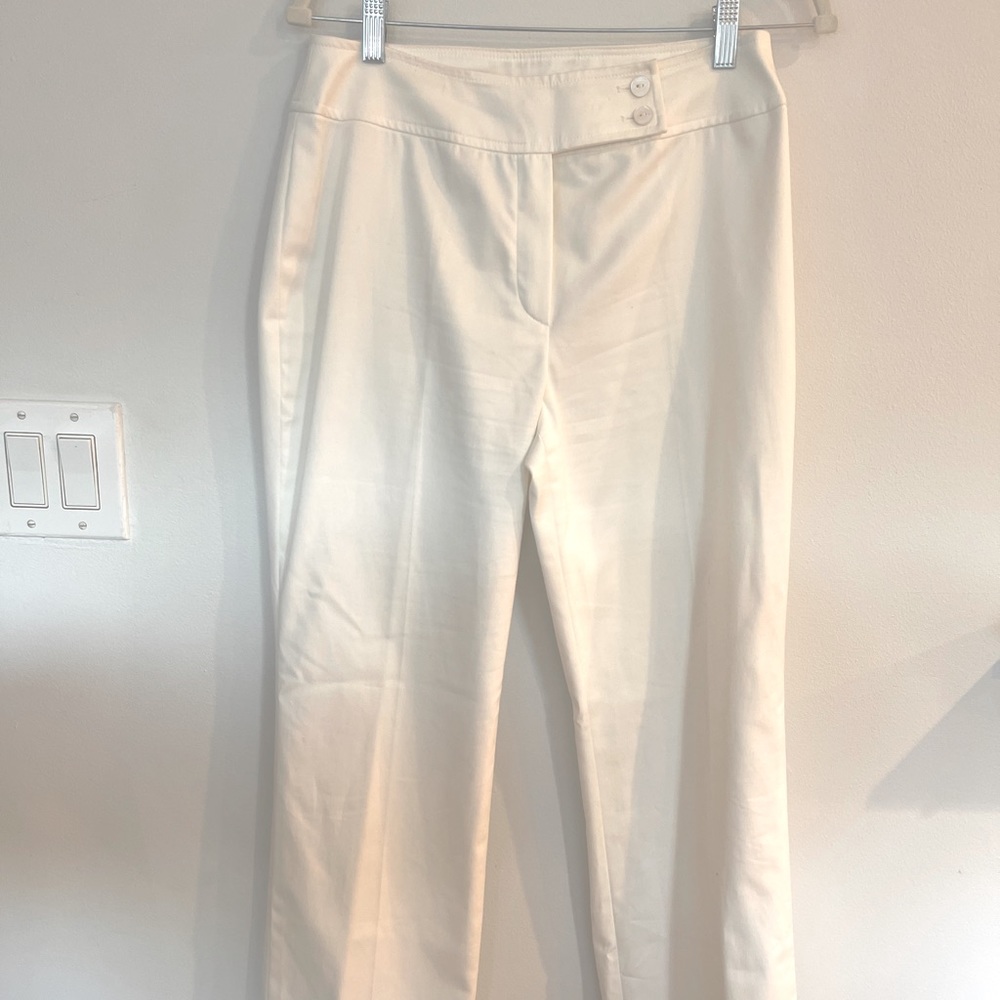 ESCADA IVORY PANTS EU 38 (SMALL WAIST 29 in)